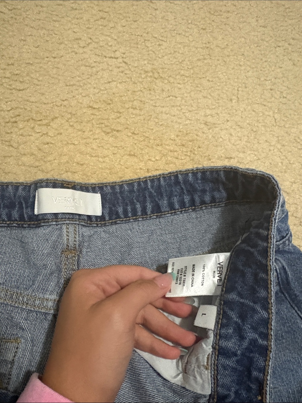 Frayed Hem High-Rise Jean Shorts in Blue - Picture 2 of 3